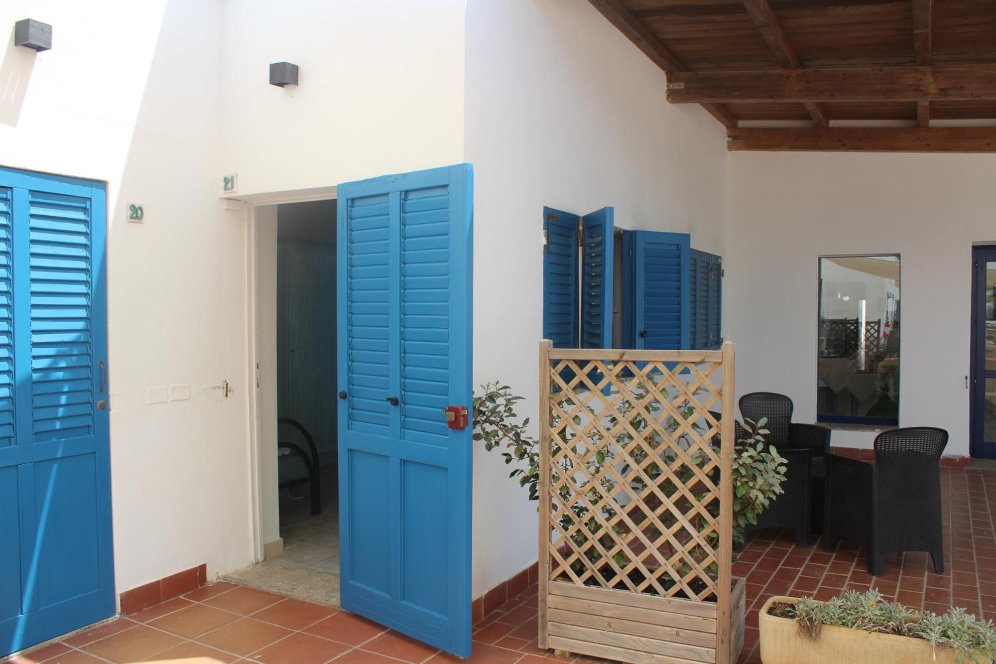 Vel Mari - Rooms On The Beach Alghero Exterior photo